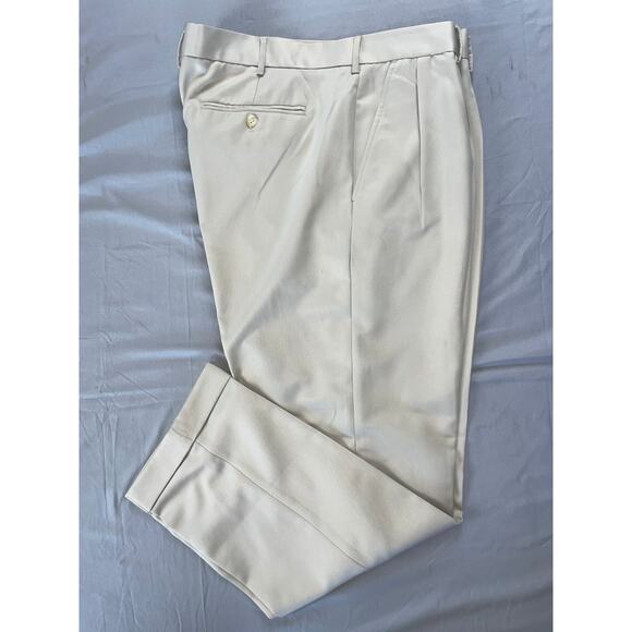 Van Heusen Traveler Pleated Easy Care Microfiber Dress Pants, Slacks. 38X32, EUC - Picture 1 of 9
